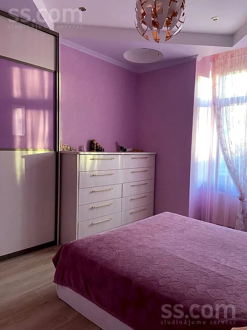 Divistabu dzīvoklis — Jomas 19 — vēl bildes