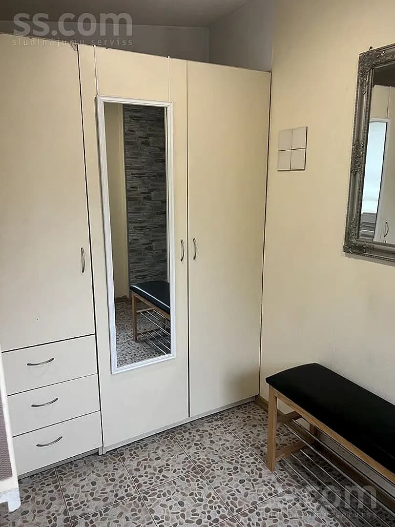 Vienistabas dzīvoklis — Vidusceļa 6 — vēl bildes