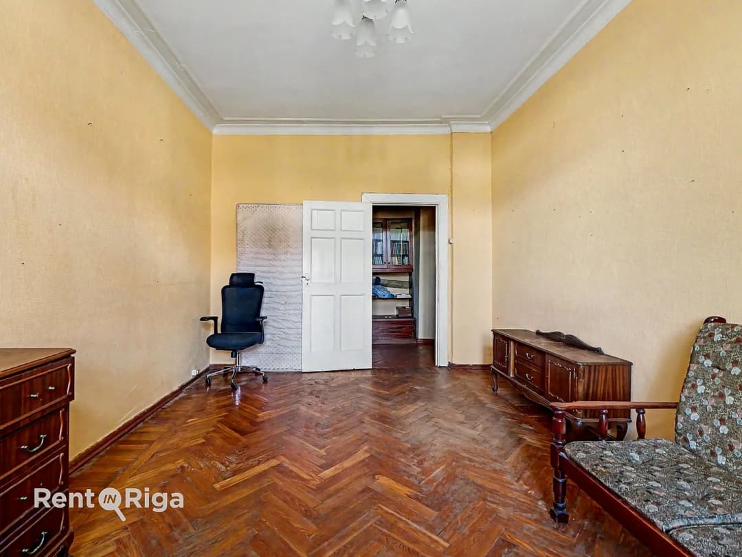 Dzirnavu iela 149A, Centrs — bilde 3