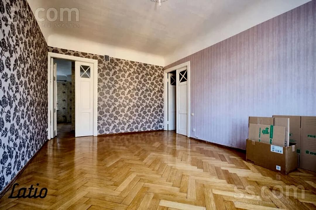 5 istabu dzīvoklis — Brīvības 138 — vēl bildes