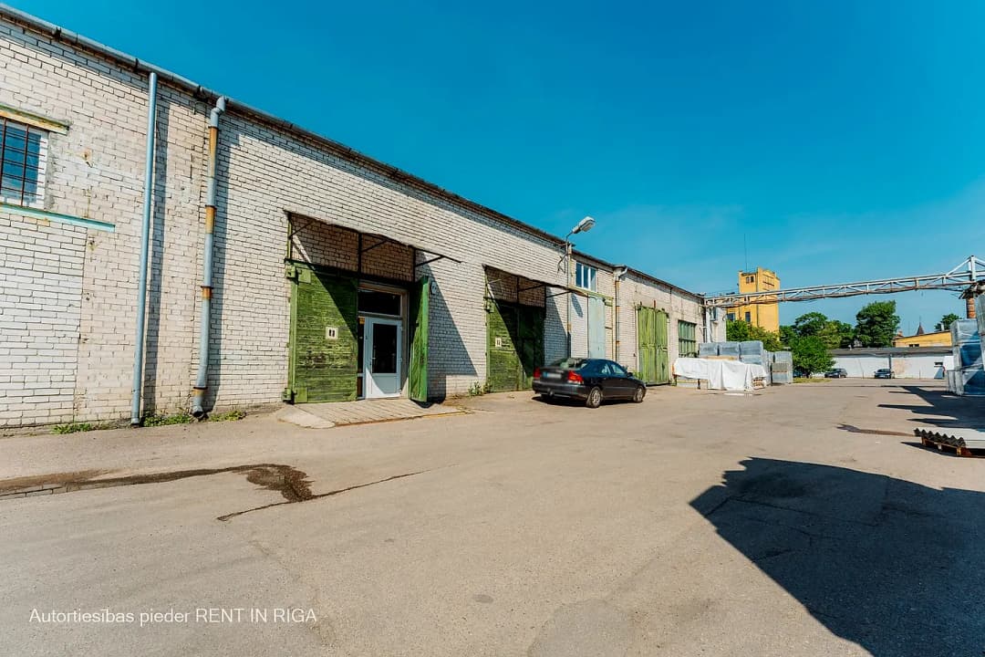 Krūzes 11b, Āgenskalns