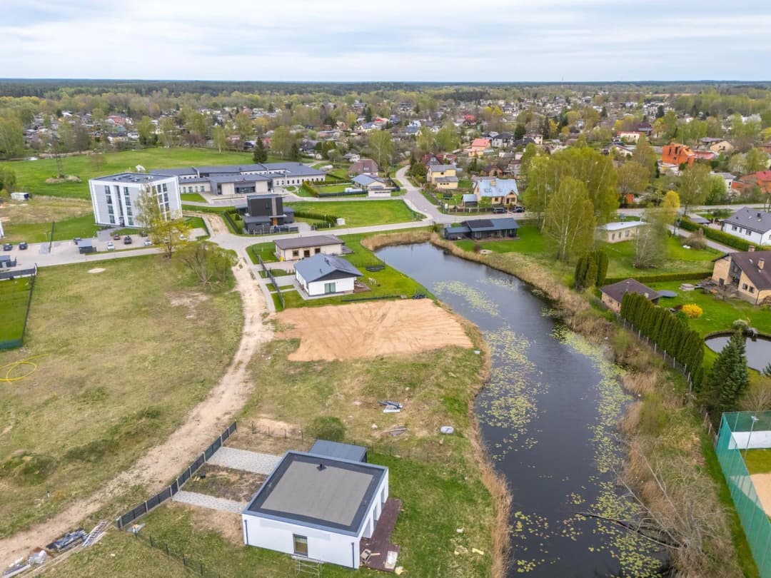 Zivju iela, Carnikavas pagasts, Ādažu novads — bilde 4