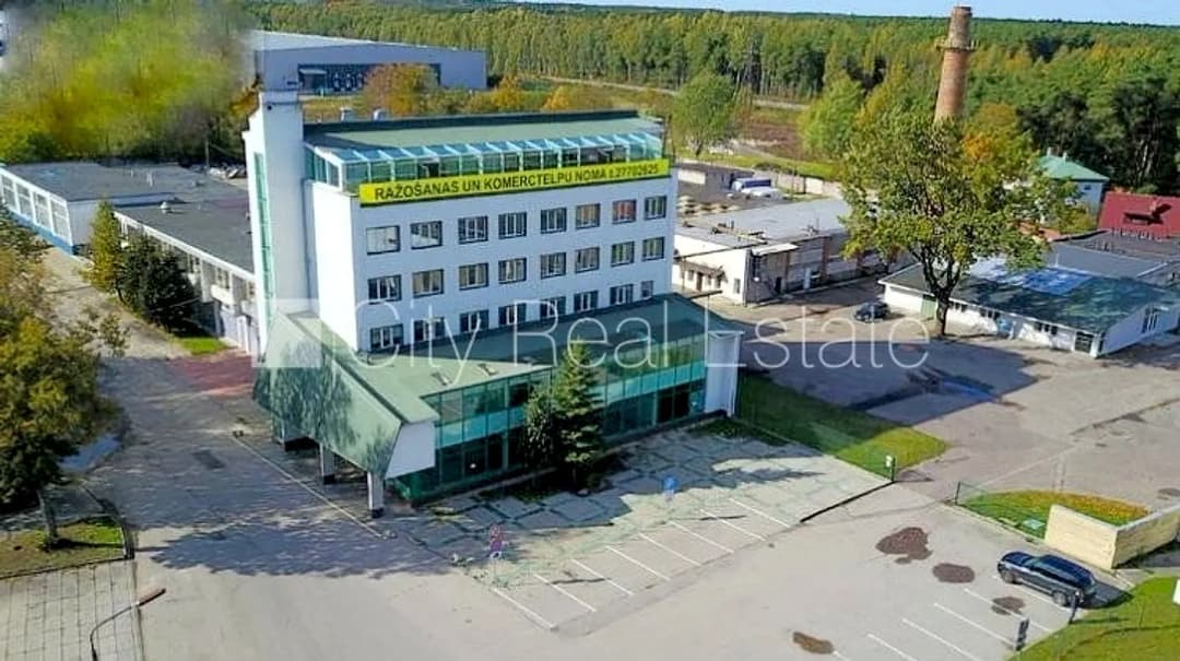59-ist. Māja, 2285.00㎡ - Jelgavas novads, Svētes pagasts