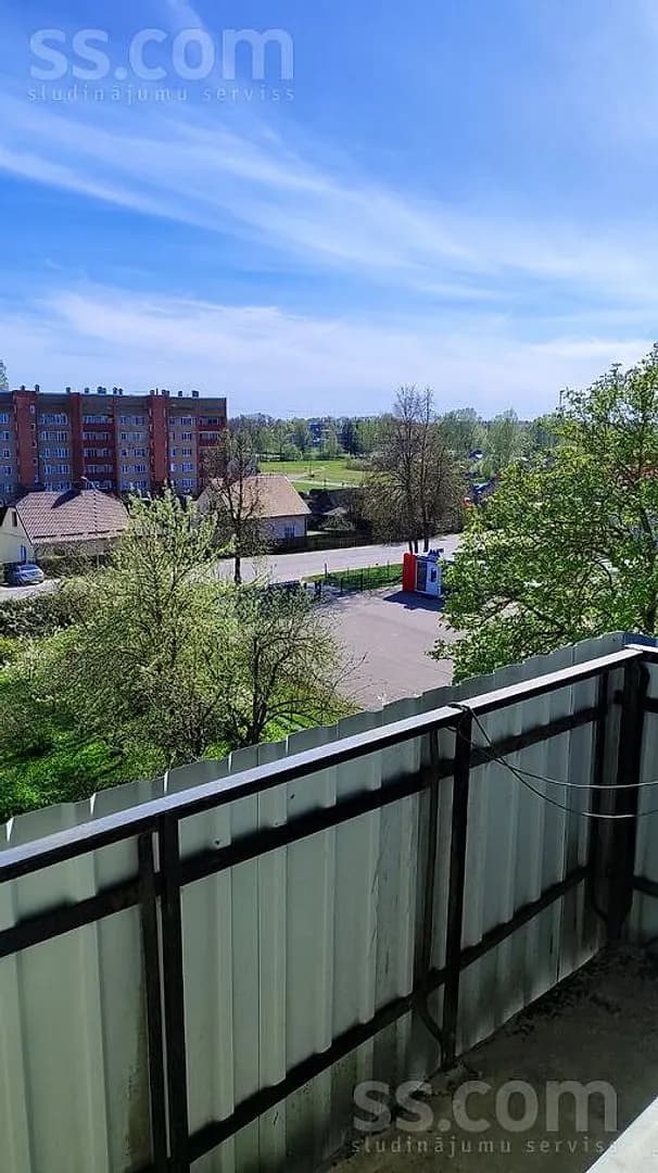Divistabu dzīvoklis — Skolas iela 5 — bilde 3