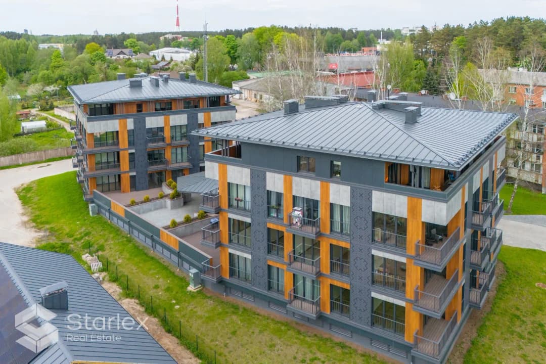 Mežmalas iela 10, Zolitūde, Rīga