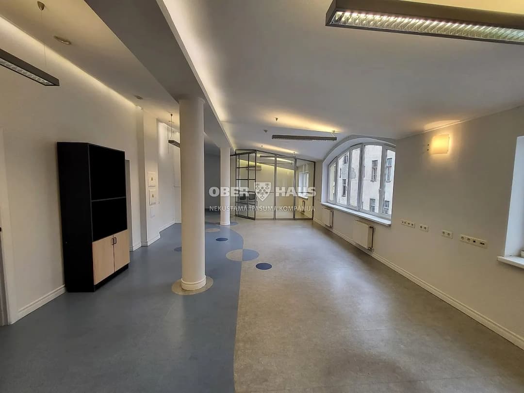 3-ist. Telpas, 593.00㎡ - Rīga, Centrs