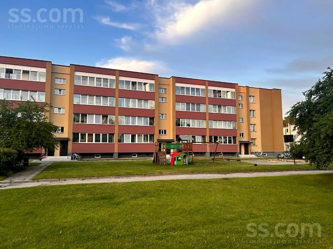 Divistabu dzīvoklis — Kalnciema ceļš 105