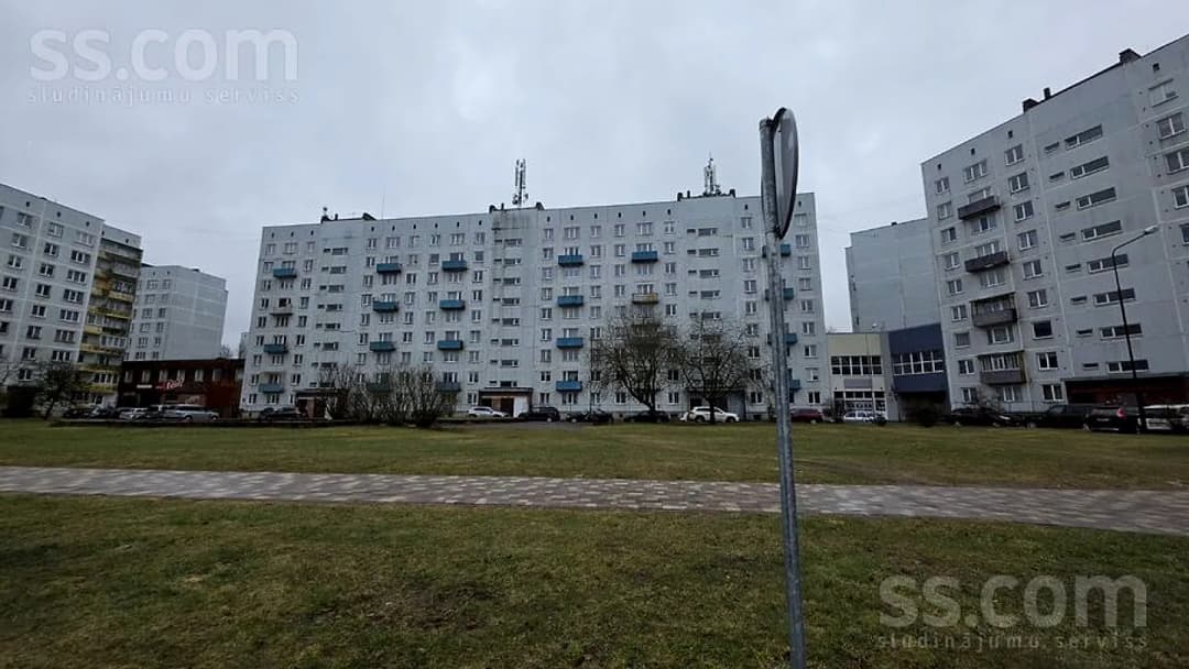 Trīsistabu dzīvoklis — Loka maģistrāle 23