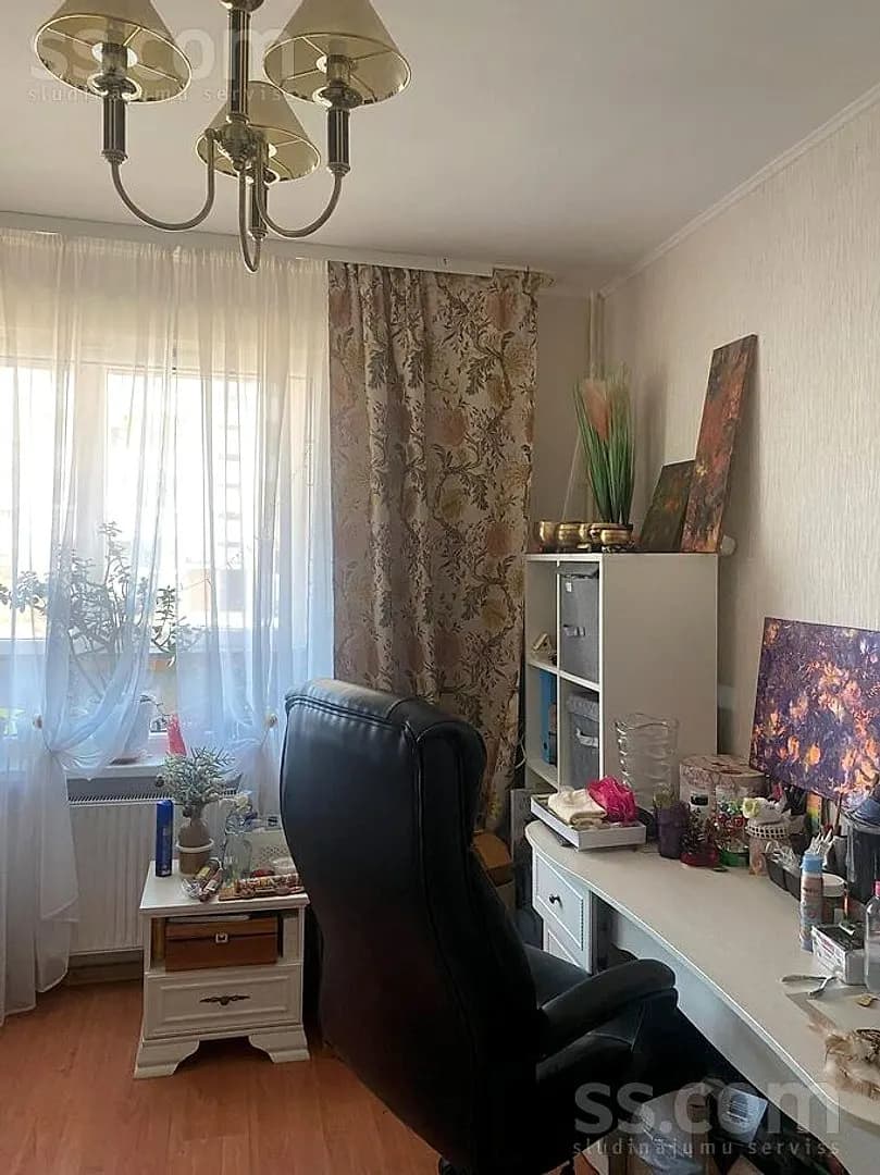 Divistabu dzīvoklis — Ugāles iela 7 — vēl bildes