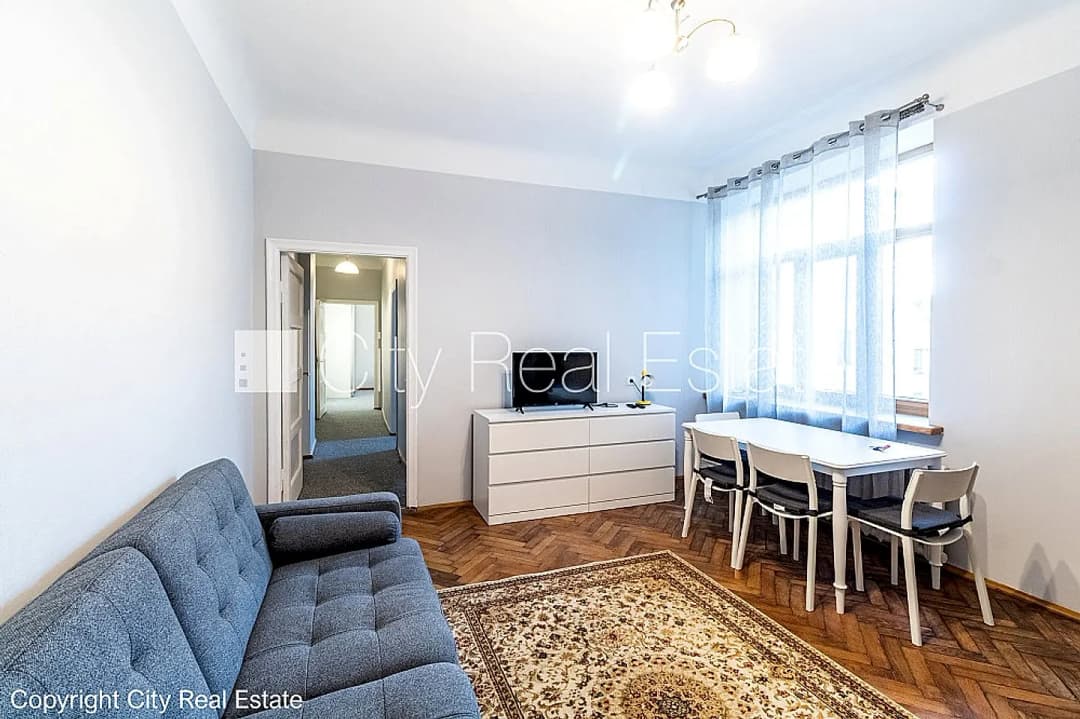 Divistabu dzīvoklis — Lāčplēša iela 18 — bilde 3