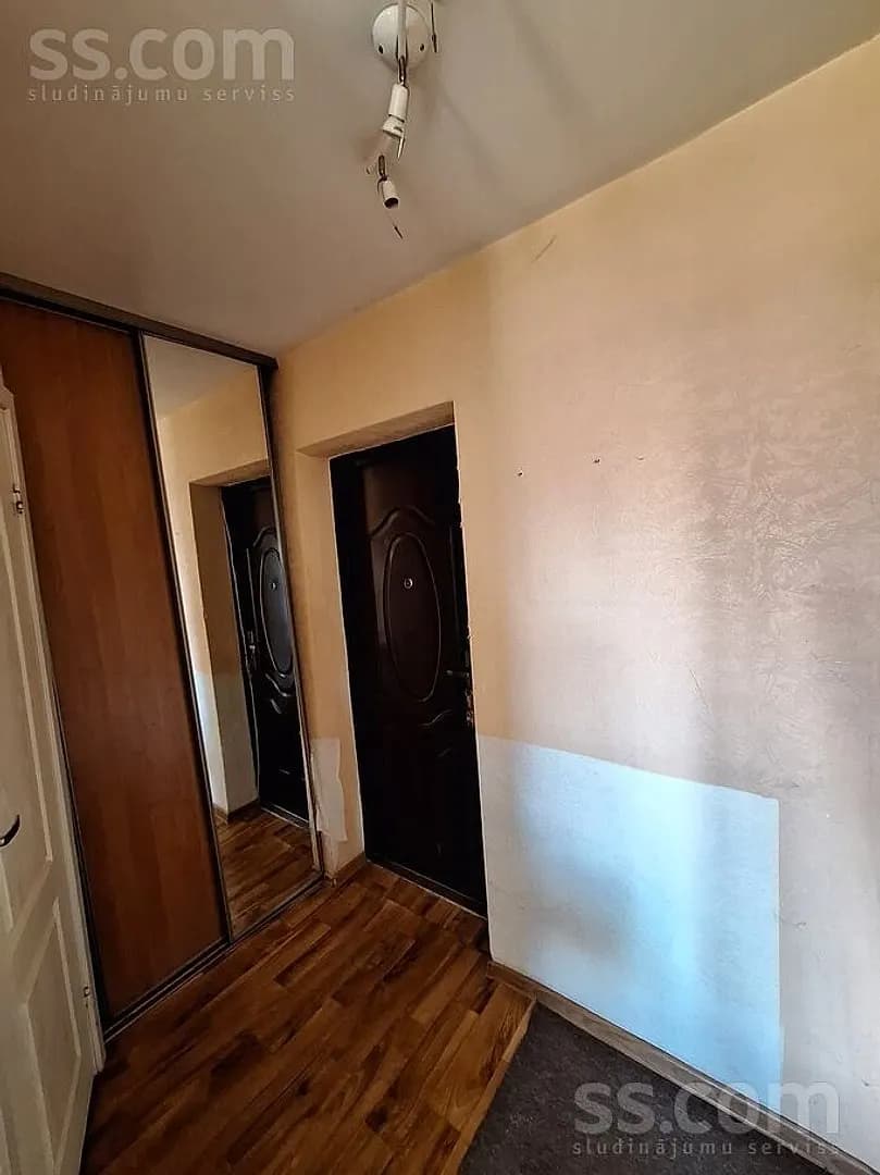 Divistabu dzīvoklis — Zemnieku iela 48 — bilde 2