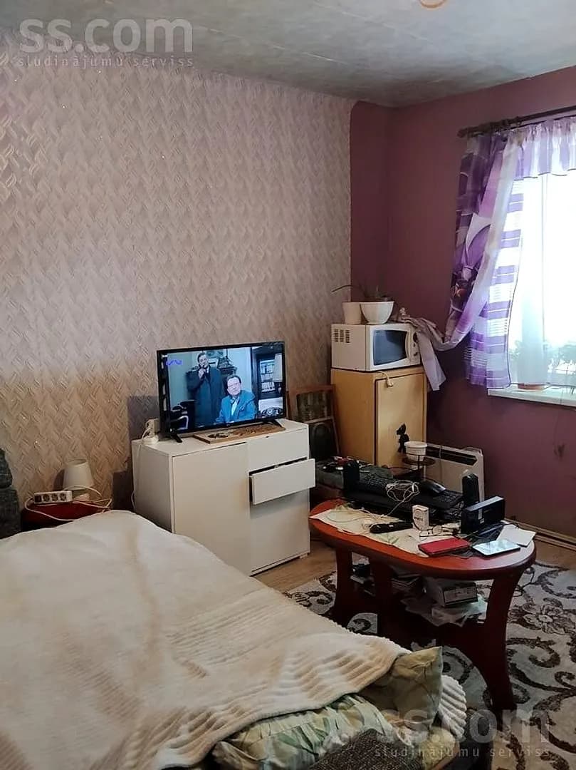 Vienistabas dzīvoklis — Zirgu iela 13 — vēl bildes