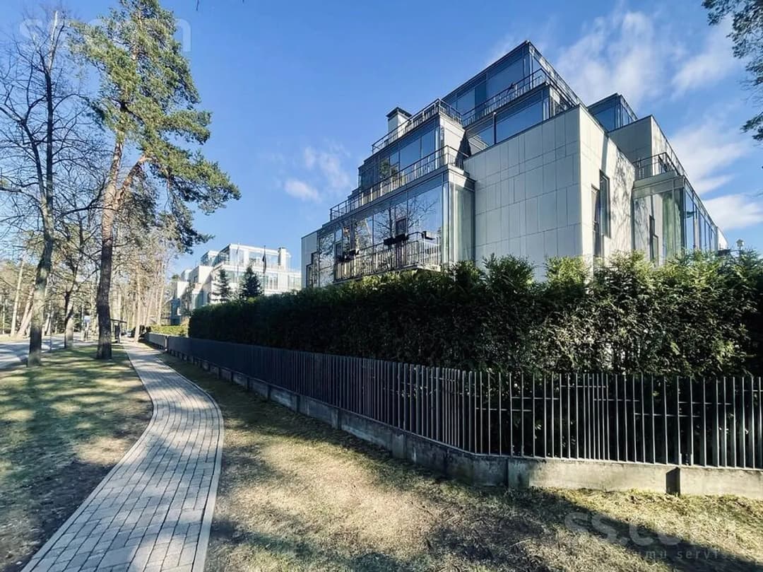 Trīsistabu dzīvoklis — Strelnieku prospekts 50 — bilde 3