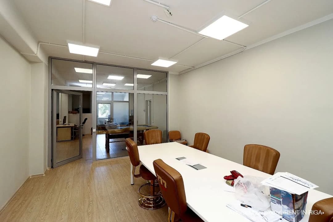 Brīvības gatve 403, Jugla — bilde 4