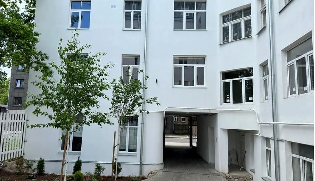 Bruņinieku 121, Centrs — bilde 2