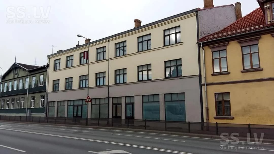 Divistabu dzīvoklis — Kalna 8
