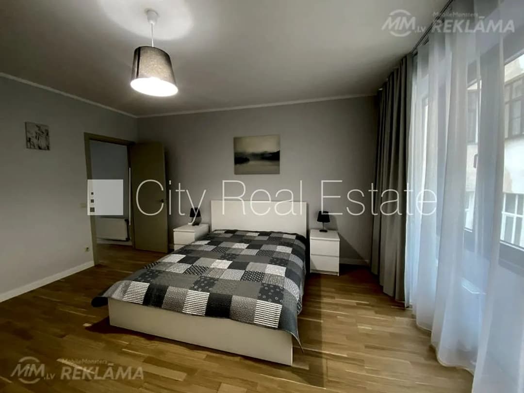 Dzīvoklis Rīgā, Centrā, 105 м², 3 ist., 3 stāvs — bilde 2