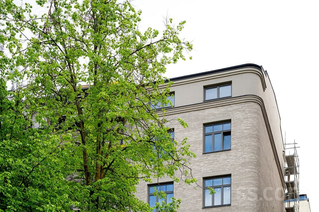 Trīsistabu dzīvoklis — Pulkv. Brieža 15 — vēl bildes