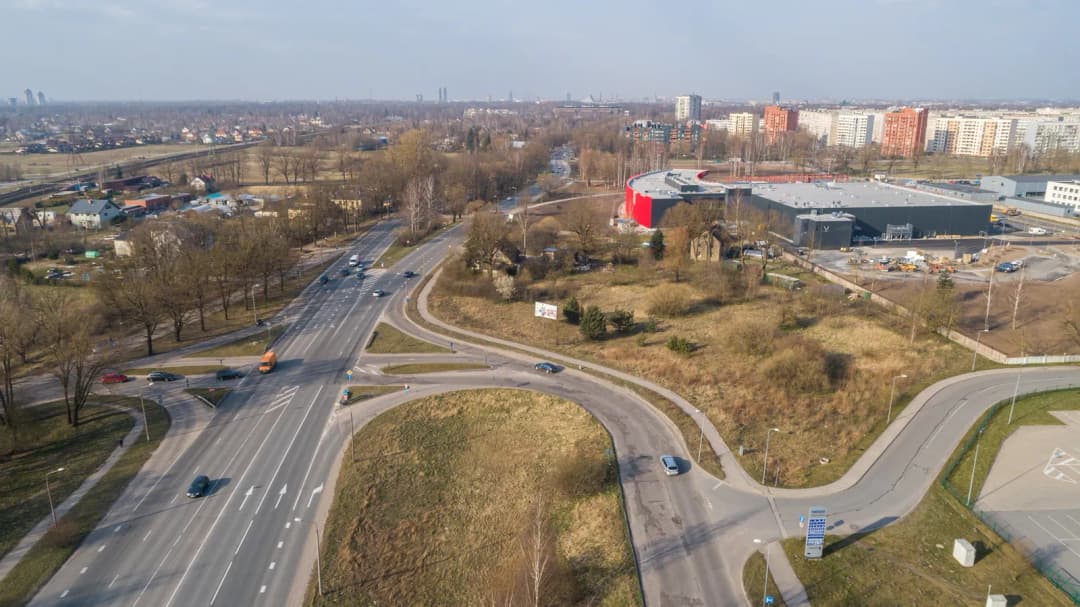 Vienības gatve, Ziepniekkalns, Rīga — vēl bildes