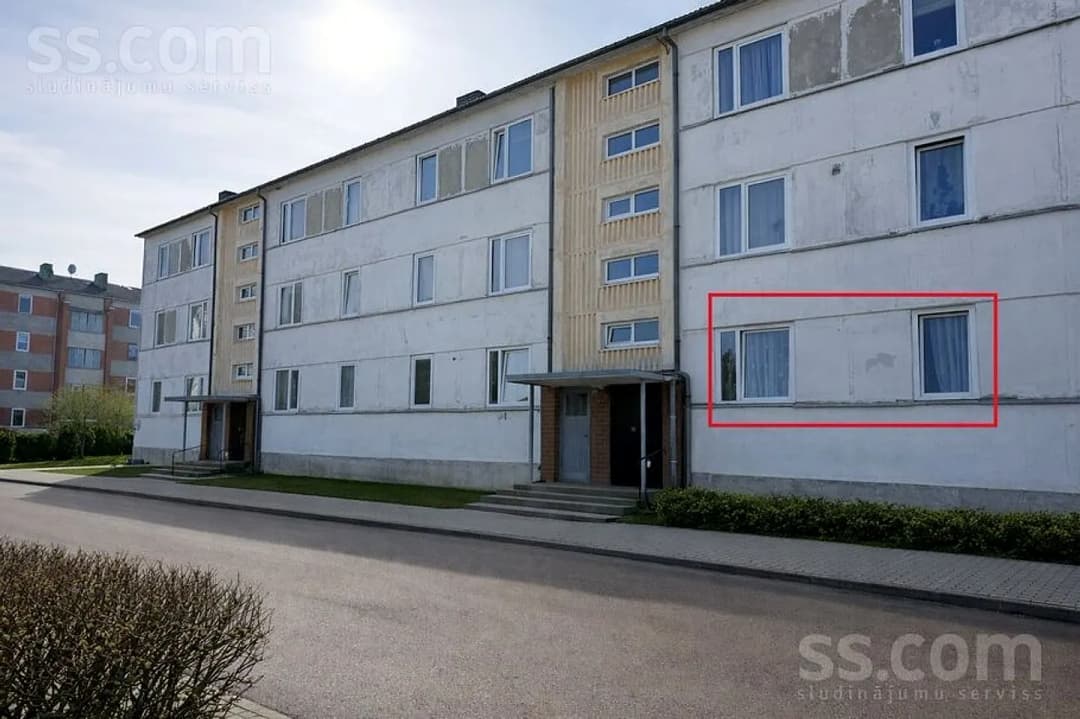 Trīsistabu dzīvoklis — Vītiņu iela 19