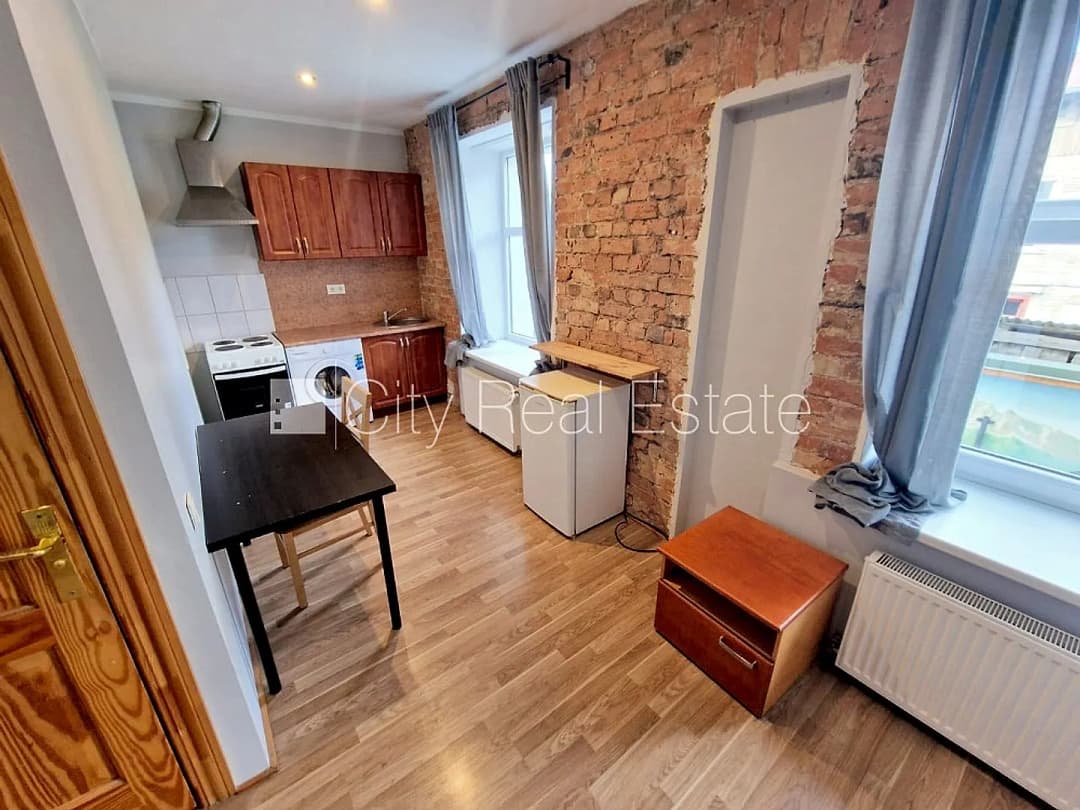 Vienistabas dzīvoklis — Krišjāņa Barona iela 109