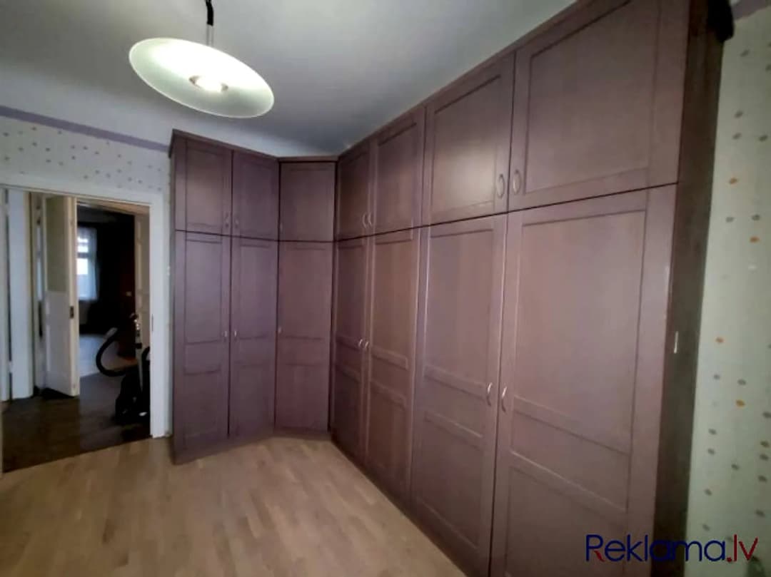 Piecistabu dzīvoklis — Slokas iela 32, Rīga (Āgenskalns) — vēl bildes
