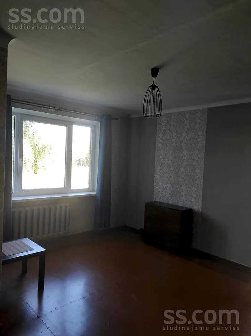 Trīsistabu dzīvoklis — Torņa ielā 7