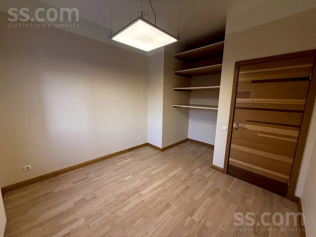 6 istabu dzīvoklis — Vilku iela 12 — bilde 4