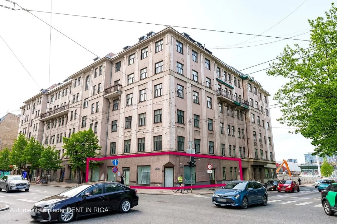 Krišjāņa Valdemāra 57/59, Centrs