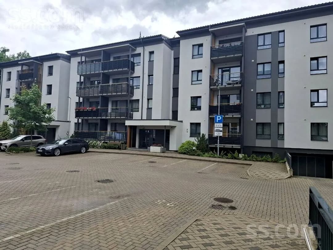 Vienistabas dzīvoklis — Anniņmuižas bulvāris 21a