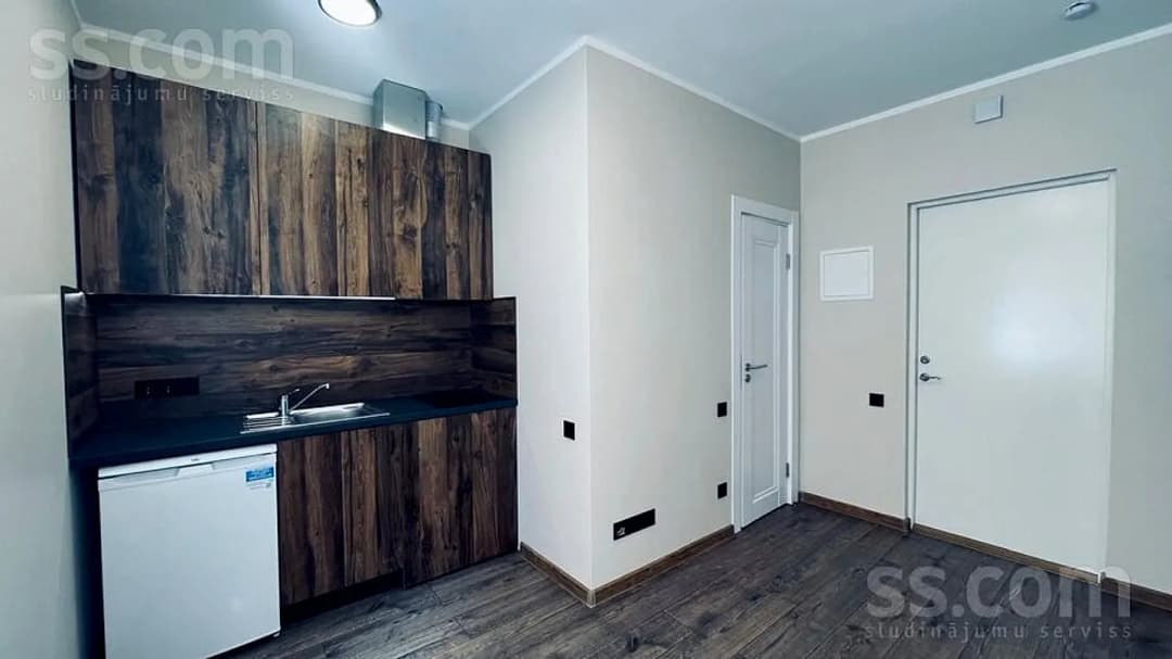 Vienistabas dzīvoklis — Barona 108