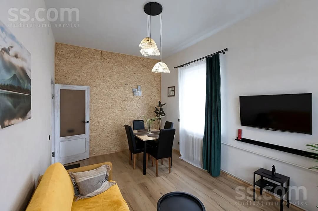 Divistabu dzīvoklis — Fabrikas 18a