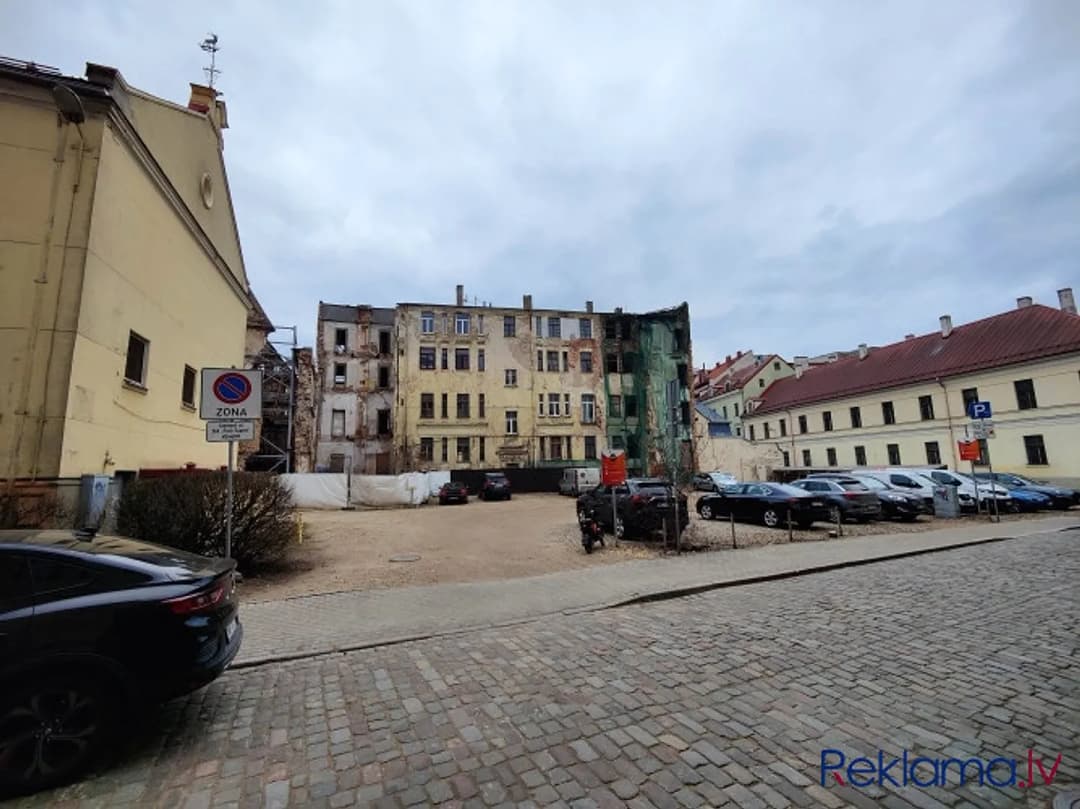 Brīvs zemes gabals Vecrīgā. Ir izstrādāts attīstības projekts minimālā sastāvā, kas — bilde 3