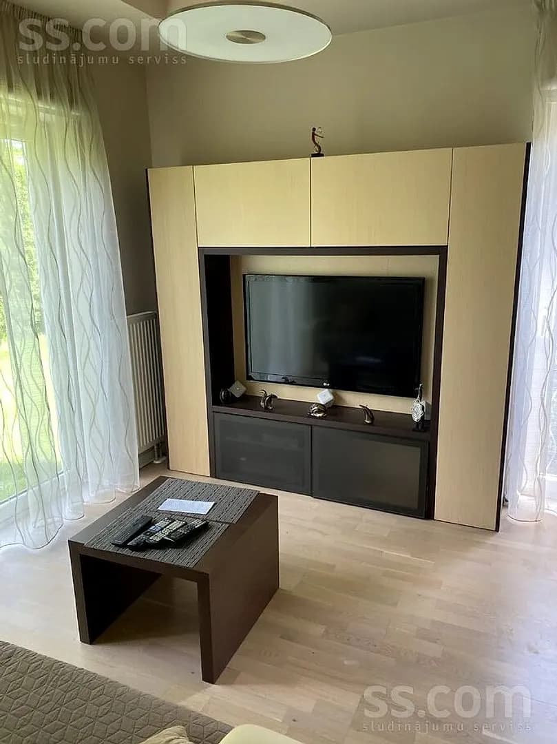 Divistabu dzīvoklis — Kaleju 39 — vēl bildes