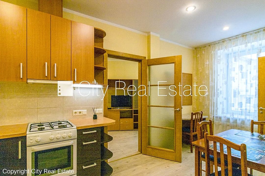 Divistabu dzīvoklis — Rūpniecības iela 42 — vēl bildes