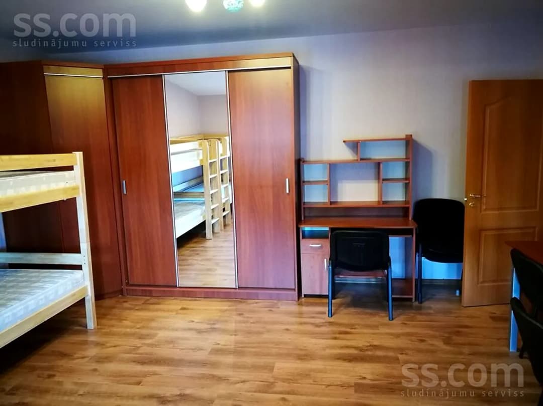 Vienistabas dzīvoklis — Lielā 10 — vēl bildes