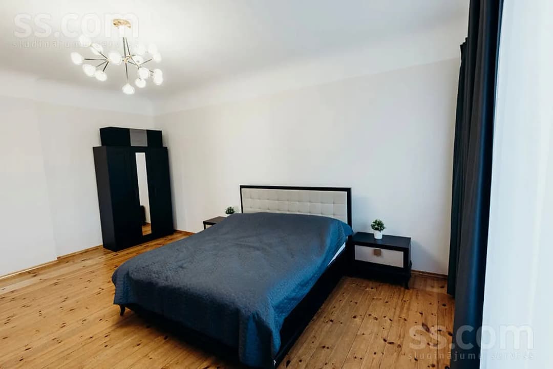 Trīsistabu dzīvoklis — Čaka 59 — vēl bildes